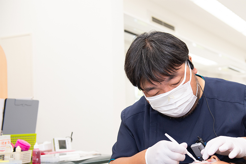 日本矯正歯科学会認定医が治療をおこないます。